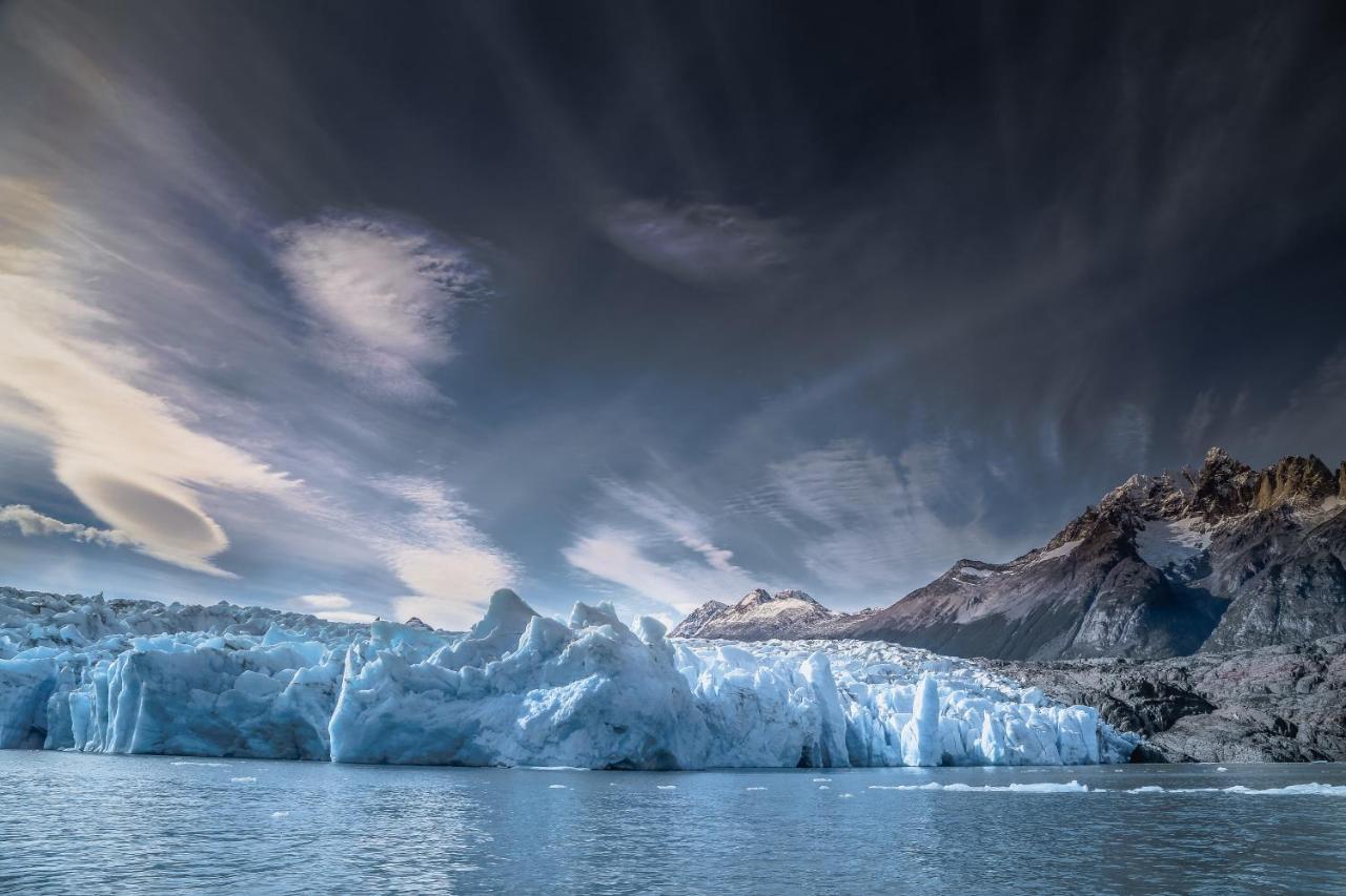 Hotel Lago Grey Torres del Paine National Park Ngoại thất bức ảnh